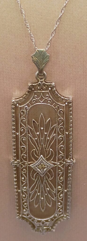 10Kt 18" White Gold Chain Featuring 10Kt Antique/ Art Deco Elongated Filigree Diamond Pendant